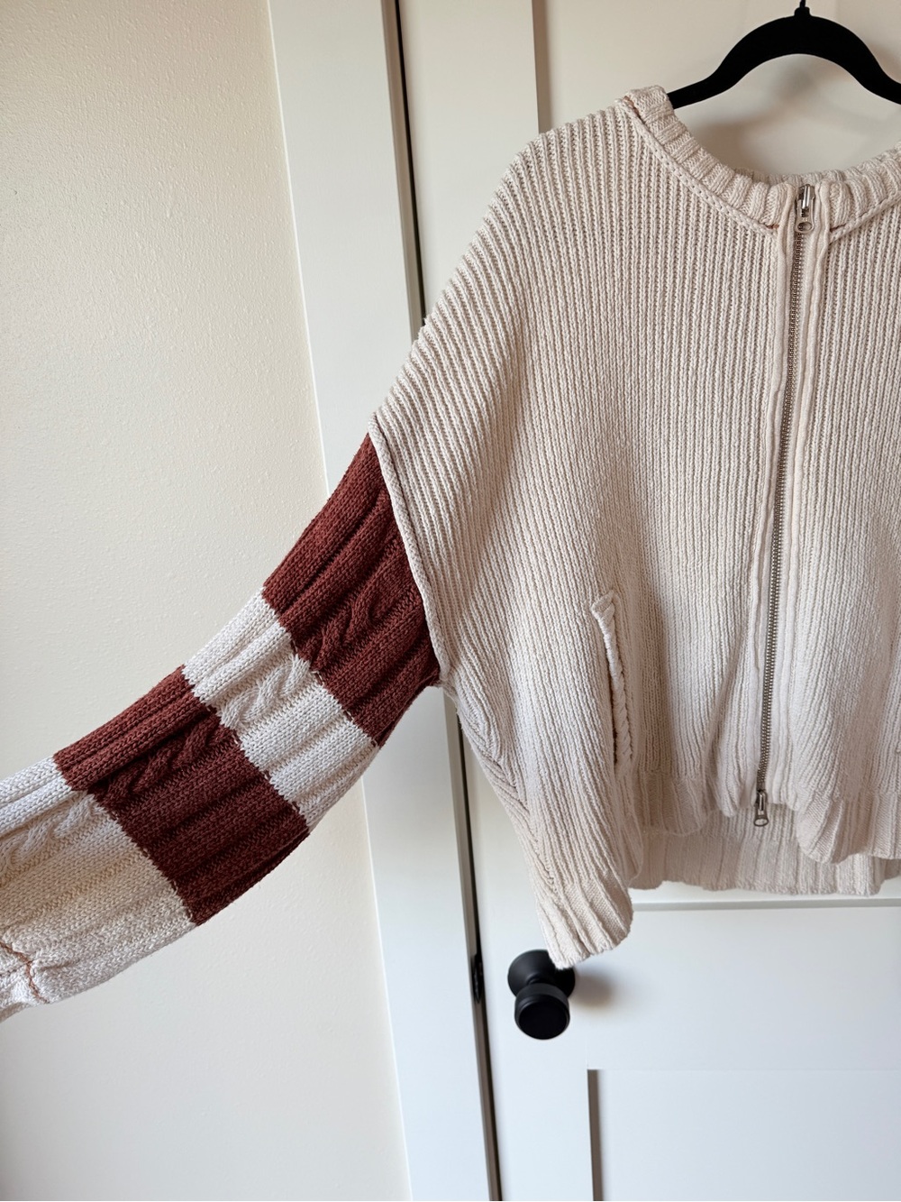 Pilcro Cream zip. Down cardigan with Brown Tiger Intarsia sz L - Picture 3 of 8